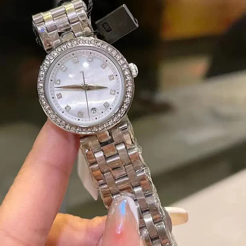 Lüks Bayanlar İthal Kuvars Hareketi Mineral Cam Ayna 26mm Taş Yüzey Moda Butik Saatler272X