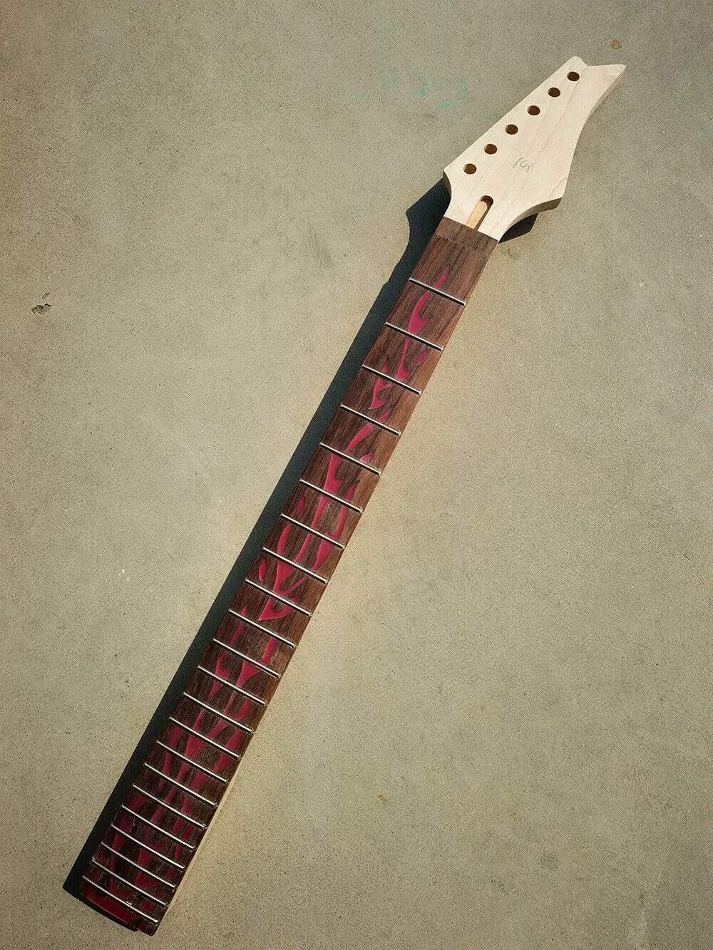 DIY Guitar Neck 22 FRET 25.5 Inch Maple Rosewood Fretboard غير مكتمل على
