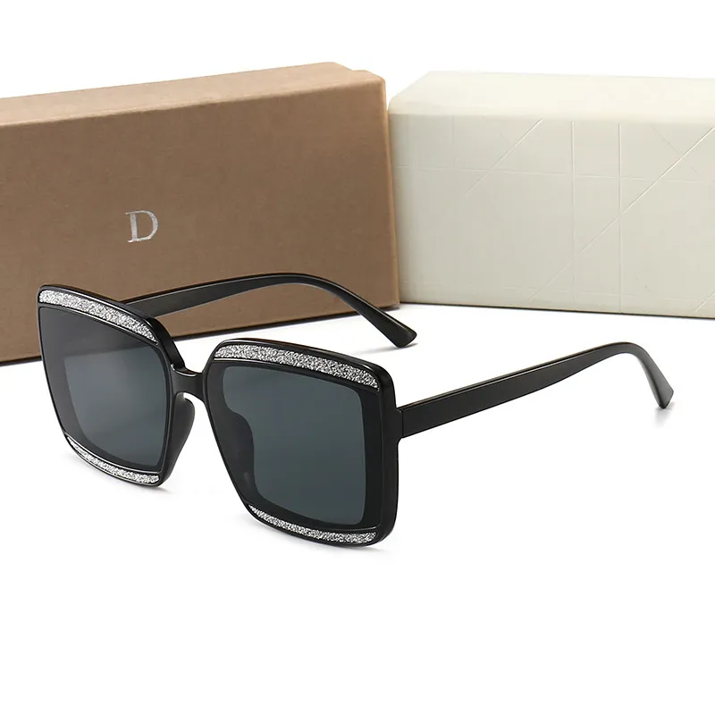 مصمم الأزياء نظارة شمسية Goggle Beach Sun Glasses for Man Woman 5 Colors جودة جيدة مع مربع