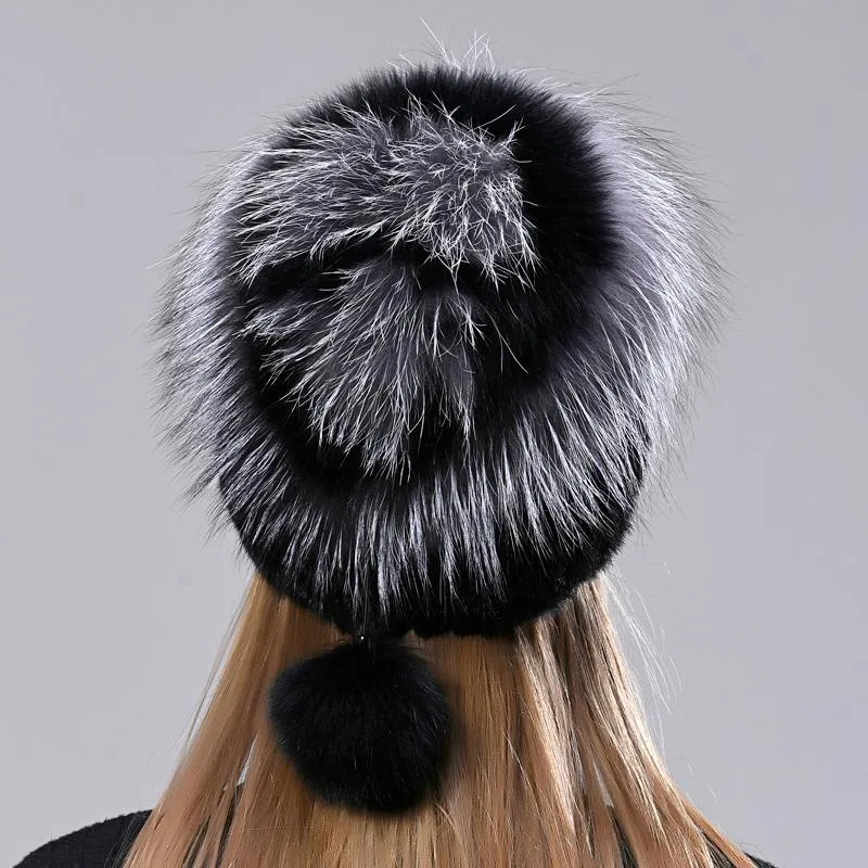 ベレー帽の本物の毛皮のニット帽子冬冬のリアルミンクのふわふわ装飾女性スタイリッシュな自然な帽子