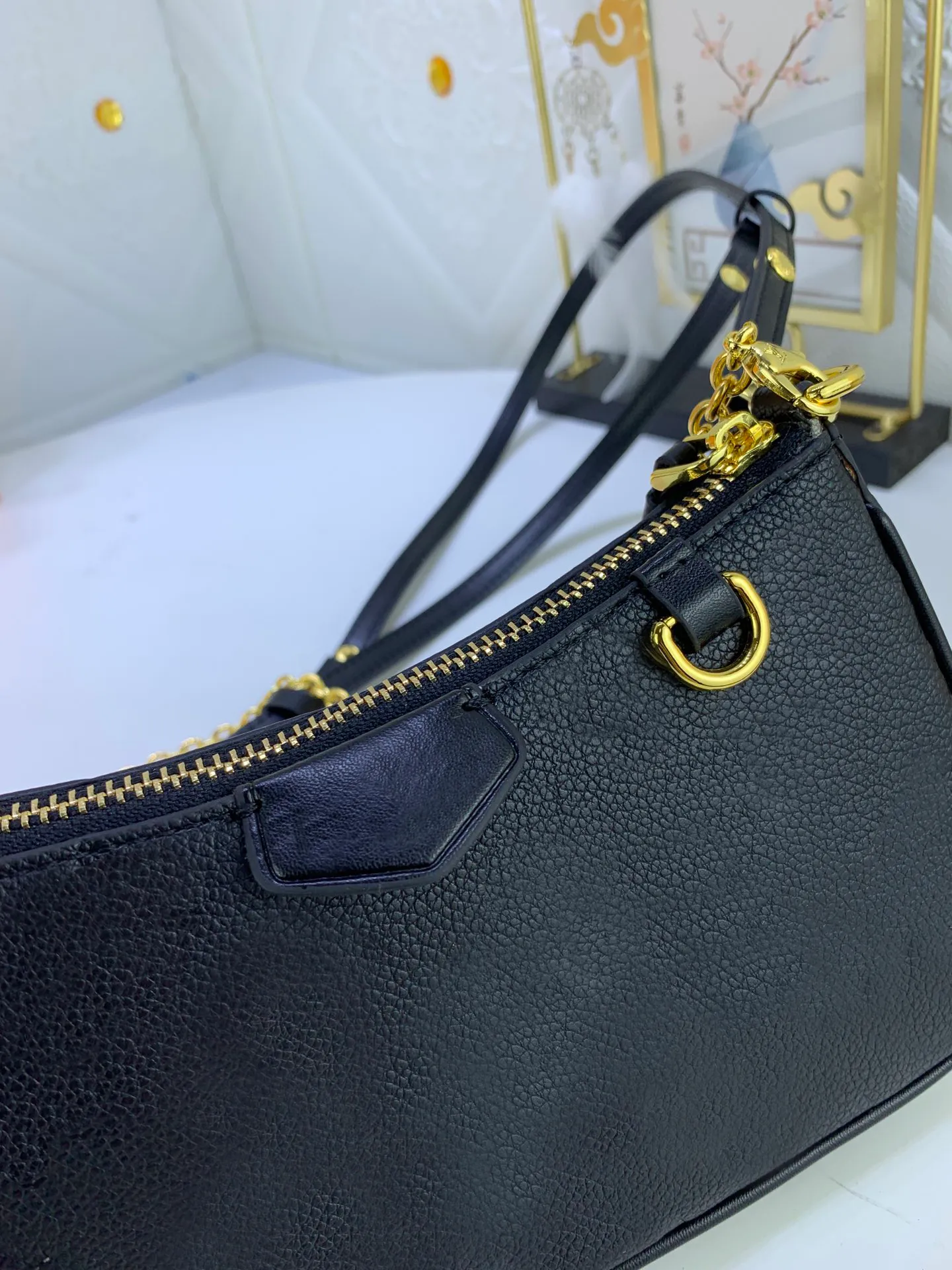 2022 Fashion Mini Bag Bag Chain Crossbody Leather Leather Counter Strap Simple Bace Counter Strap Bag 81066 Bag 81066