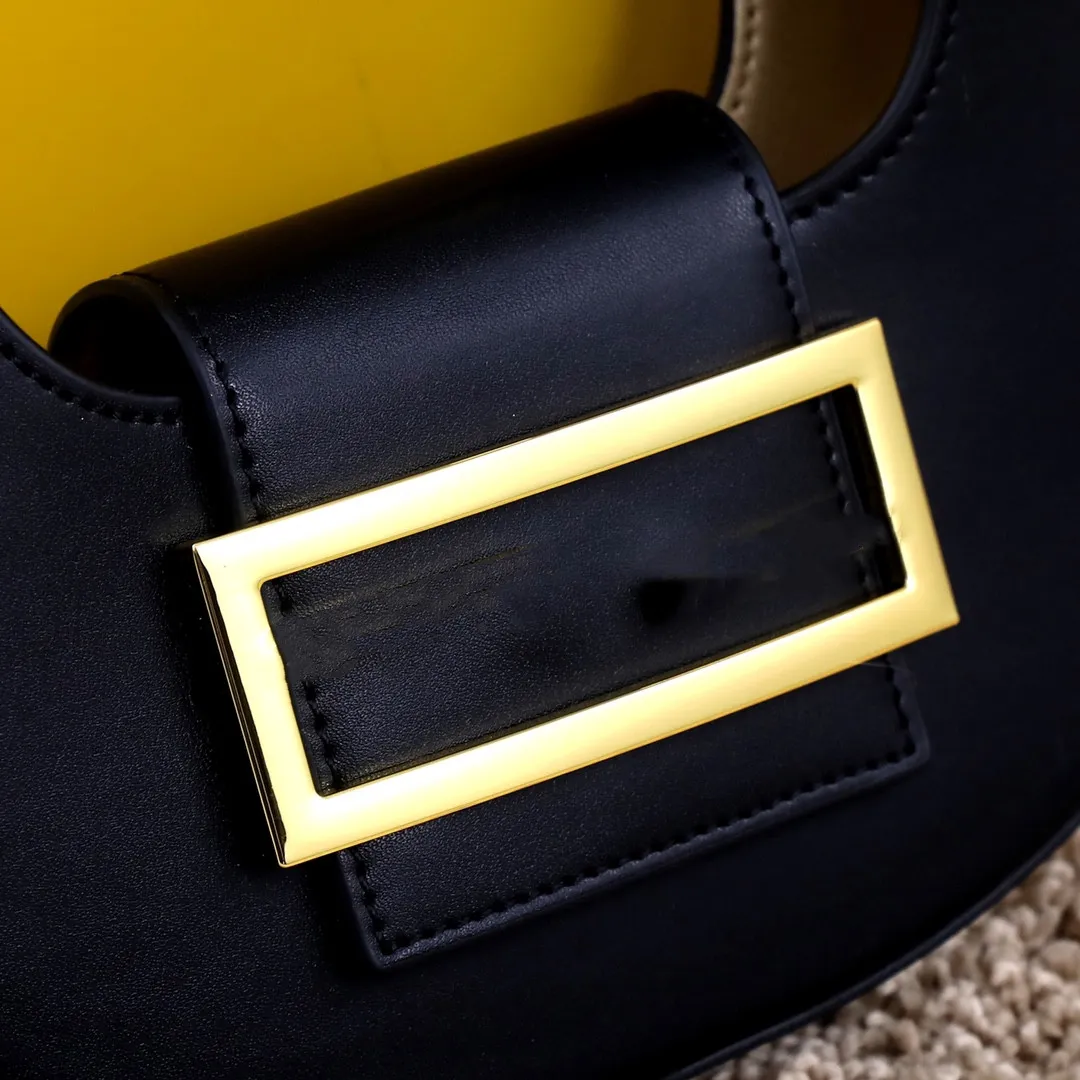 2022 New Designer luxury Top Quality genuine Leather half-moon-shaped underarm bag women`s shoulder bag messenger bag metal texture handbag