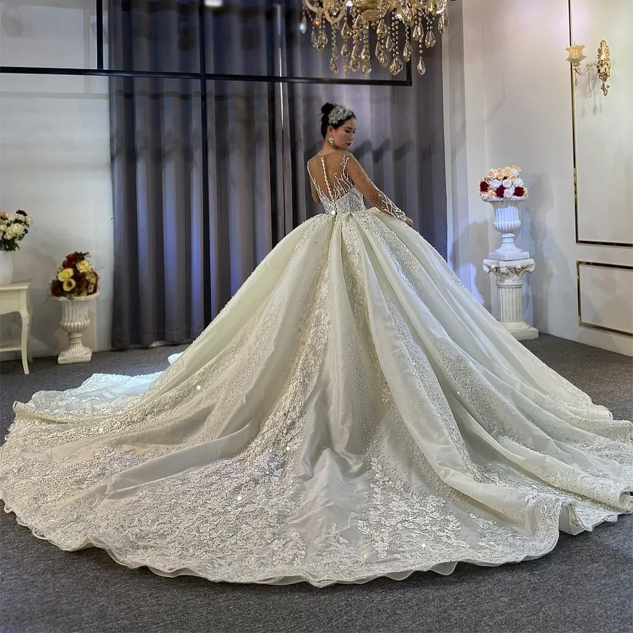 Big puffy wedding shop dresses with long trains