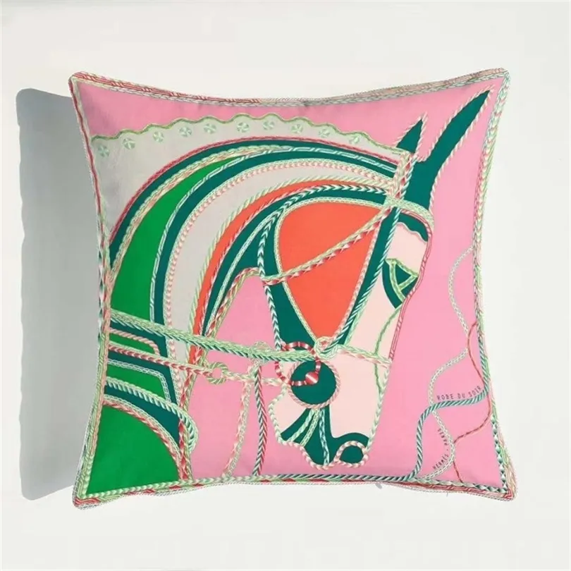クッションカバーピンクのロマンチックギフトラブ馬ベルベット枕カバー高品質のスローホームホテル装飾T200601