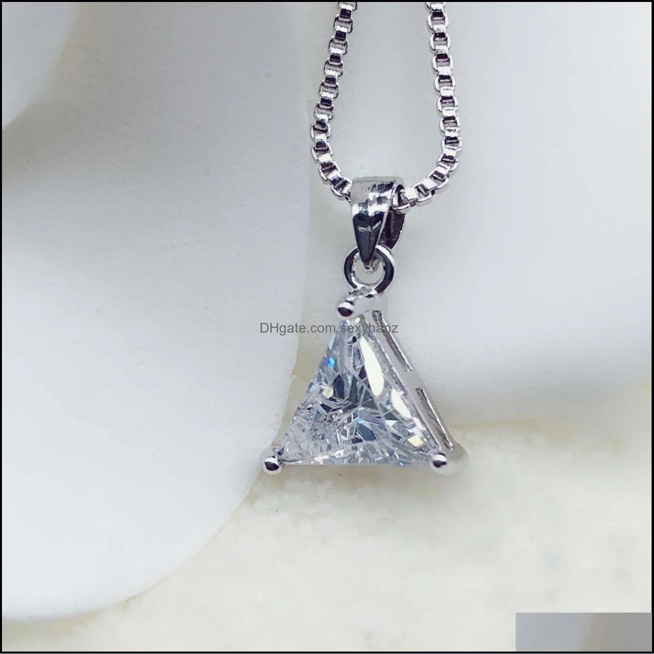 cubic zirconia triangle necklaces & creative fashion jewelry silver plated copper imitation 925 sterling silver necklace