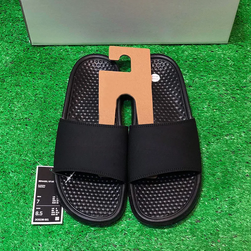 2022 Top Fashion Benassi Green Slippers Tanjun Sandals For Men And