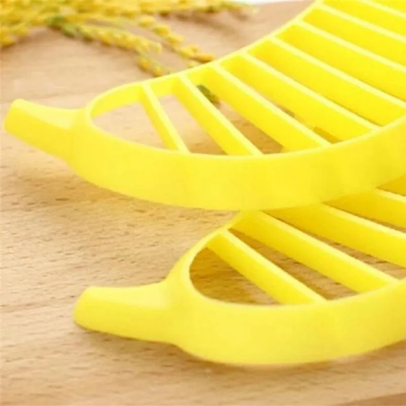 Kitchen Gadgets Plastic Banana Slicer Cutter Fruit Vegetable Tools Salad Maker Cooking Tools kitchens cut Bananas chopper