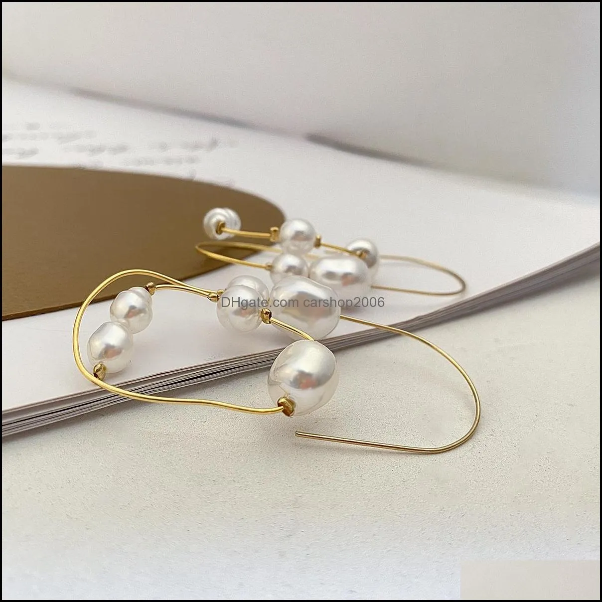 2020 New Irregular Geometric Pearl Beads Ear Bone Clip Earring for Women No Piercings Gold Metal Wedding Party Jewelry