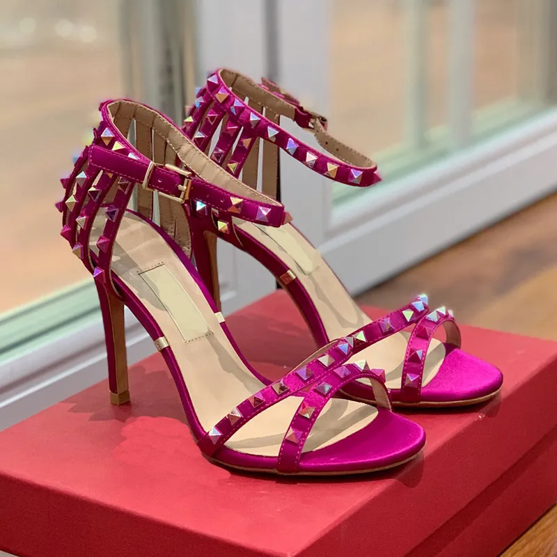 Hoge hakken sandalen voor dames satijnen kleurrijke wilg nagel decoratie schoenen luxe designer cover hiel dames schoenkwaliteit echt leath