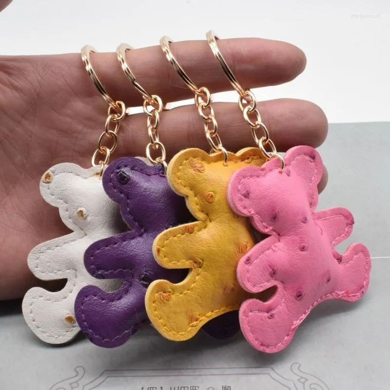 Keychains Kawaii Color PU Leather Anime Bear Keychain Cute Colorful Unisex Car Key Ring Fashion Clothes Outfit Pendant Bag Enek22