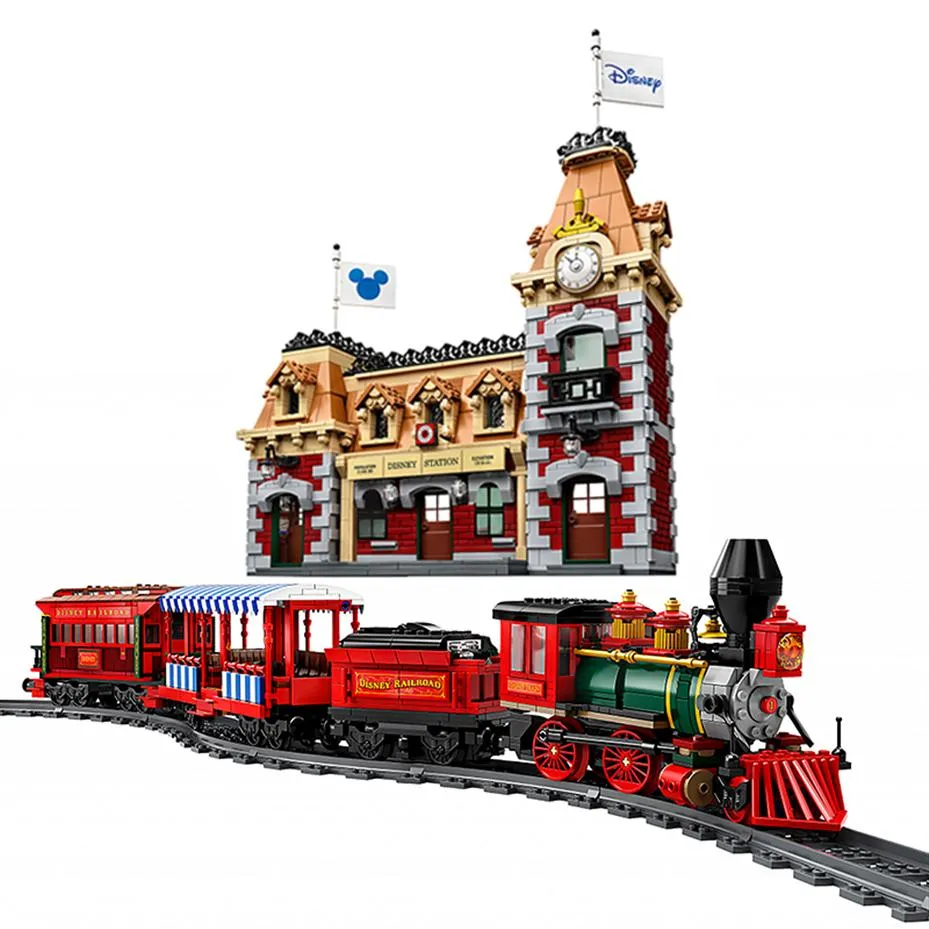 Film Creative Tema Block Series J11001 Red Truck and Railway Station Decoration Building Building Buildings Toys Kids Birthday G266D