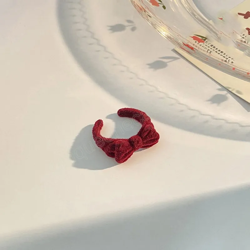 Vintage Velvet Bow Ring 3 With Blue Flocking And Wine Red Open Design Trendy  Index Finger Ring 3 Jewelry For Women And Girls Perfect Gift For Ladies  From Uniqueonecarat123, $0.9