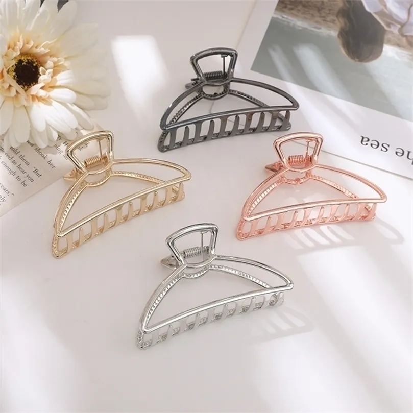 Women Girls Geometric Hair Claw Clamps Metal Crab Moon Shape Clip Solid Color pin Large Size Accessories 220701