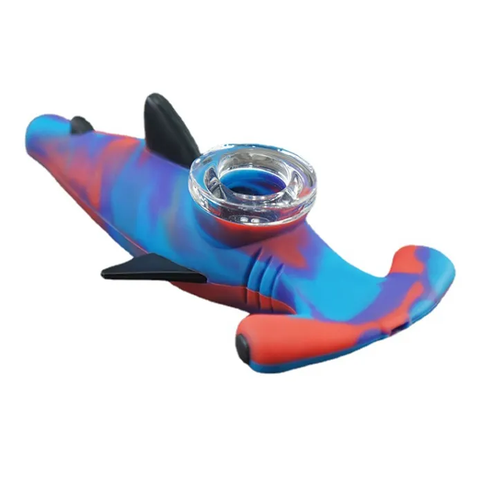 Форма акулы Силиконовая ручная труба 4,95 дюйма Уникальная конструкция зеленый синий с ночной флуоресцентной масло -горелка