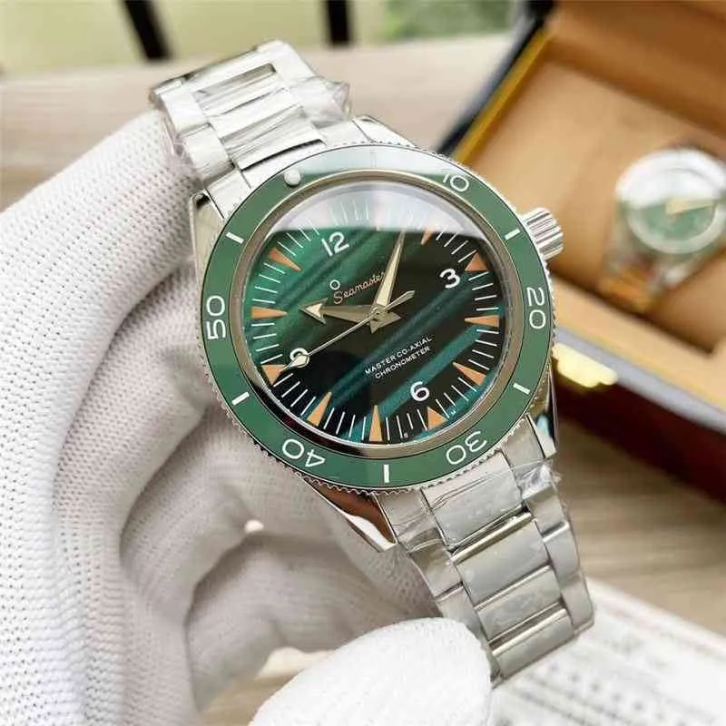 Watches Wrist Luxury Designer OMG2 Men's Luxury Fashion 316 Steel Famous Brand Belt Watch grossist