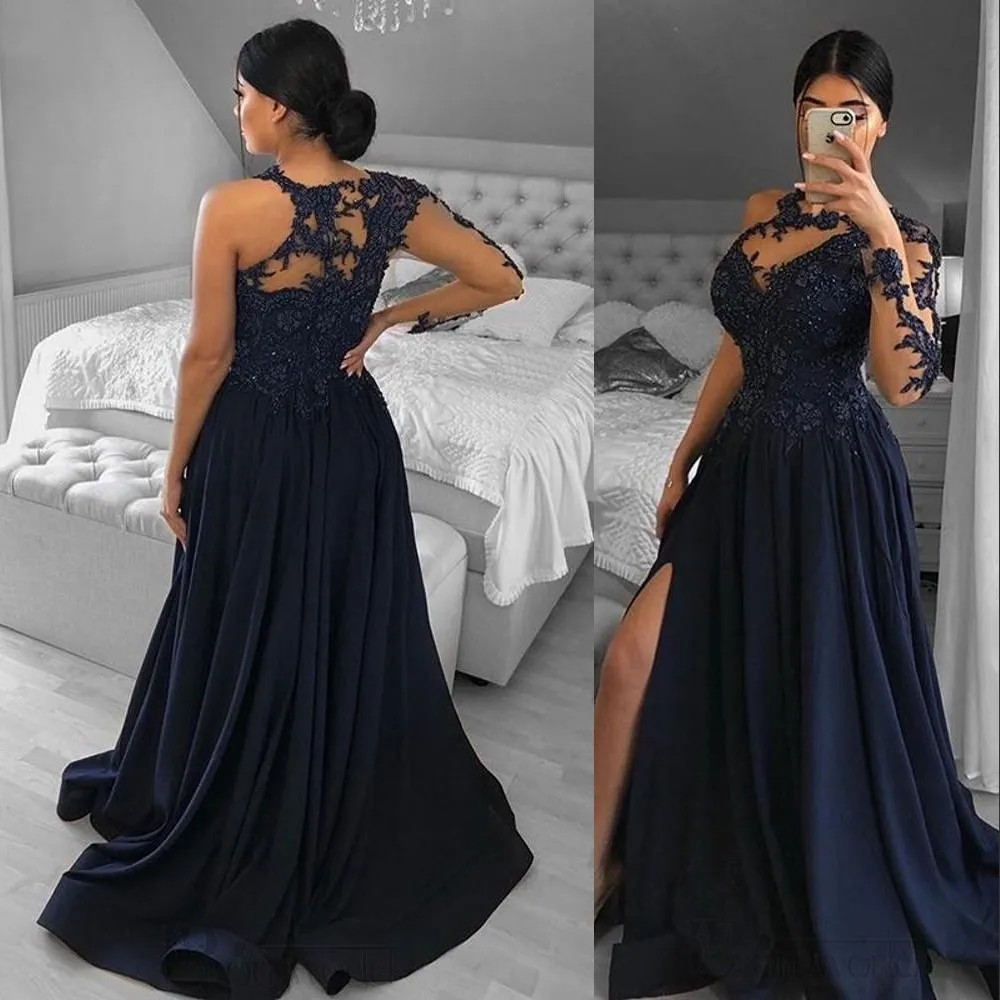 2022 Sexy Dark Navy Blue Avondjurken Dragen Eén Schouder Lange Mouw Illusie Kant Applicaties Crystal Beads High Side Split A Line Prom Towns Sweep Train Plus Size