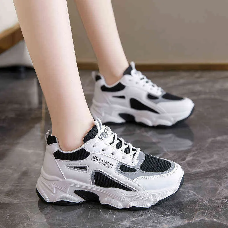 Kobiety Sneakers Spring Mesh 2022 Fashion Korean Ladies Chunky Sneakers Platform Autumn oddychanie Wygodne buty G220610