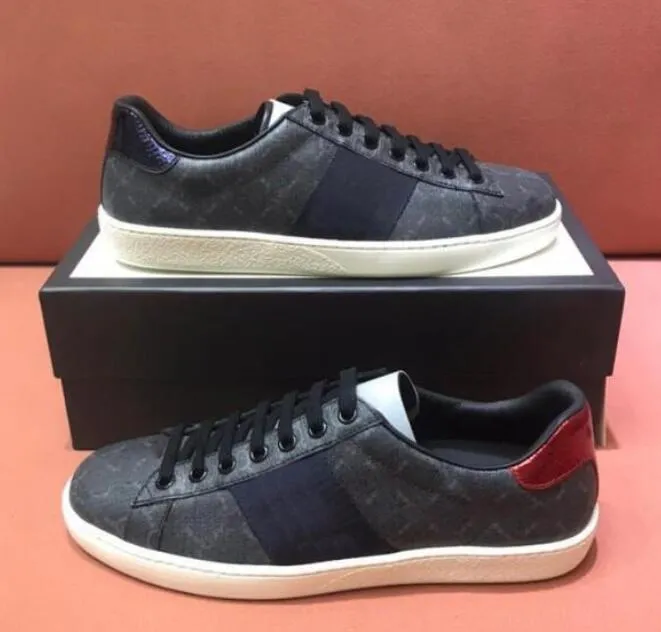 Scarpe da donna casual italiane Scarpe da ginnastica da uomo di marca di lusso Gl a fondo piatto in pelle bovina a strisce ape tigre serpente ricamo moda.