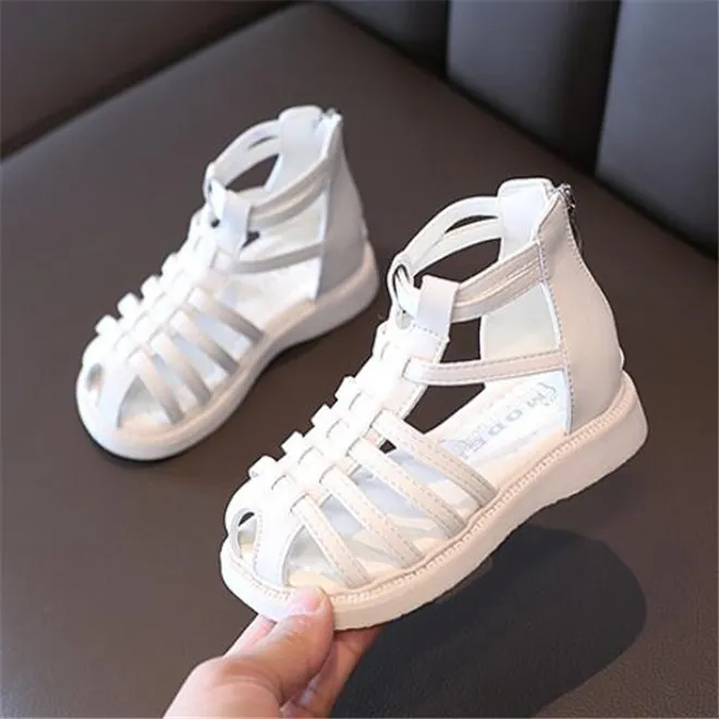 New Style Kids Girls Sandali Summer Children Baotou Hollow Sandalo Retro Woven Woven Gladiator Shoes Fashion Princess Shoe