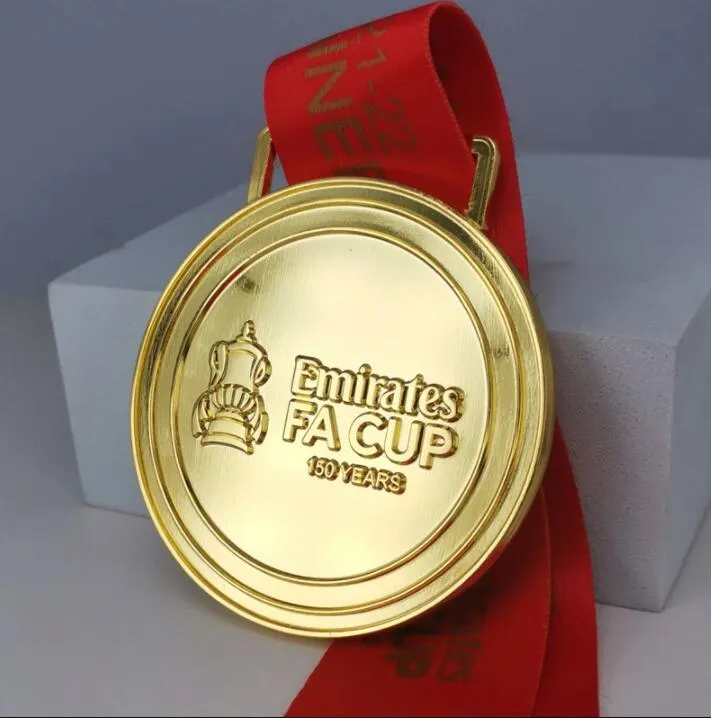 Médaille du vainqueur de la FA Cup 2022 EFL Carabao Gold 20192010, gagnants des champions de football à collectionner pour les fans de football 6943691