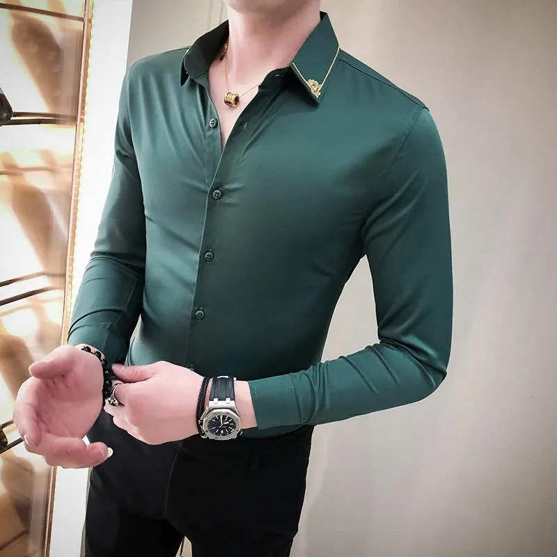 Chemises habillées pour hommes Luxe Hommes 2022 Personnalité Revers Mode Casual Bureau Business Business Slim Chemise Hommes Mariage Bal TopsMen's