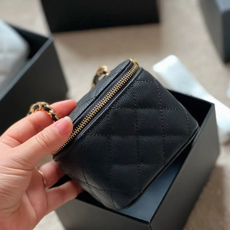 Designer Caviar Leather Mini Vanity Box Bags Calfskin Högkvalitativ liten kosmetisk quiltad läppstiftpaket Fashion Trends Lovely LA254T
