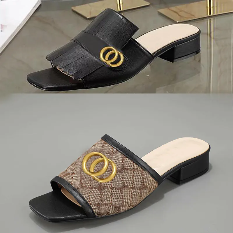 Ontwerper Zomer Strandslippers mode Loafers Lazy Lage hakken flops leer Letters dame Cartoon Slides damesschoenen Metaal Dames Sandalen Grote maat 35-40-42 us4-us11