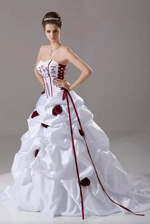 Vintage White & Burgundy Lace Wedding Dress, Aline,... From Chicweddings, $141.79
