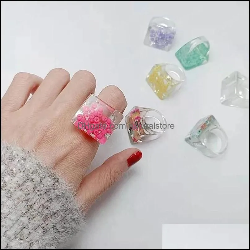2021 Colorf Transparente Acrílico Irrar Eregar Anel de resina para mulheres meninas de cor estética jóias estéticas anéis de entrega de gota 17utn
