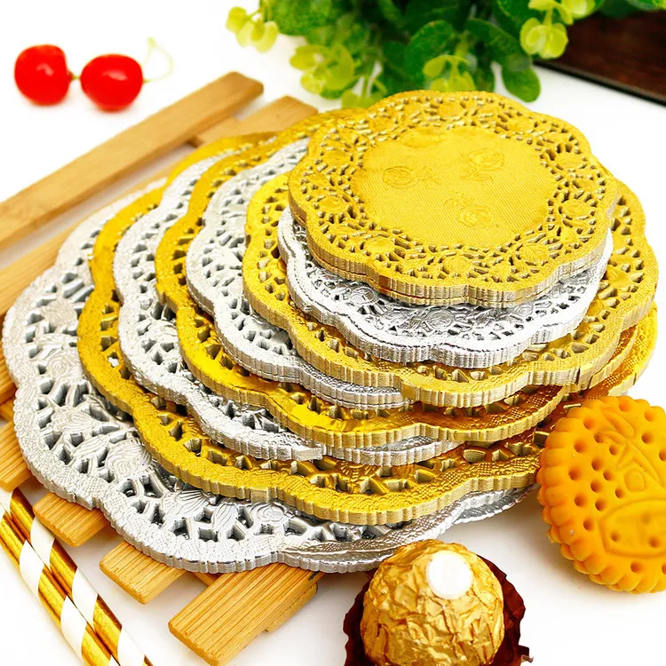 gold silver paper doilies (8)