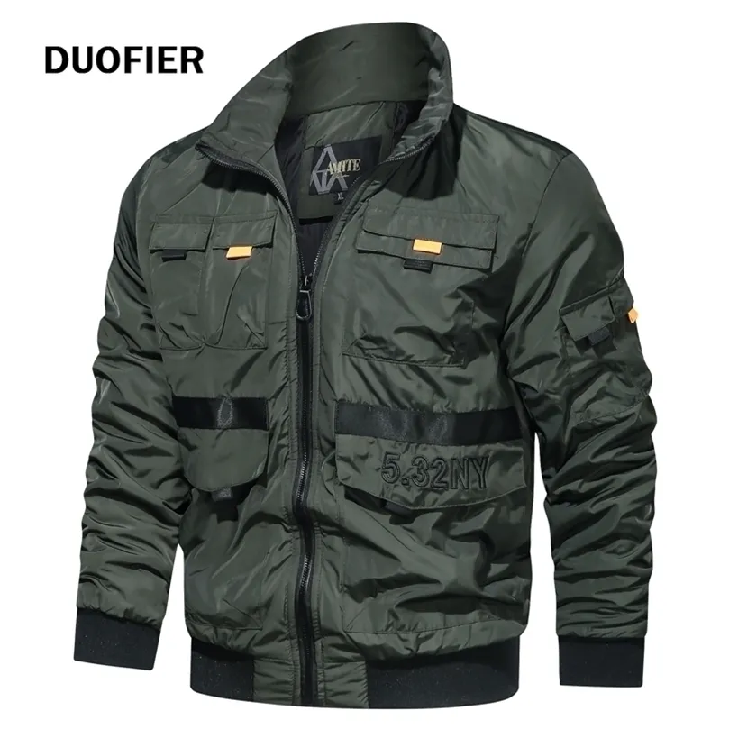 Mänjackor Zipper Bomber Green Coat Man Windbreaker Outdoor Military Fashion Clothing Autumn Tops 220813