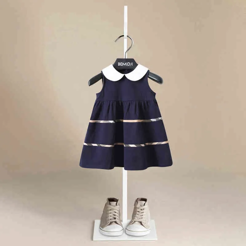 Летняя повседневная мода с оборотникой маленькие девочки одеваются детские без рукавов клетку в британском стиле A-Line Princess Drances для девочек G220506