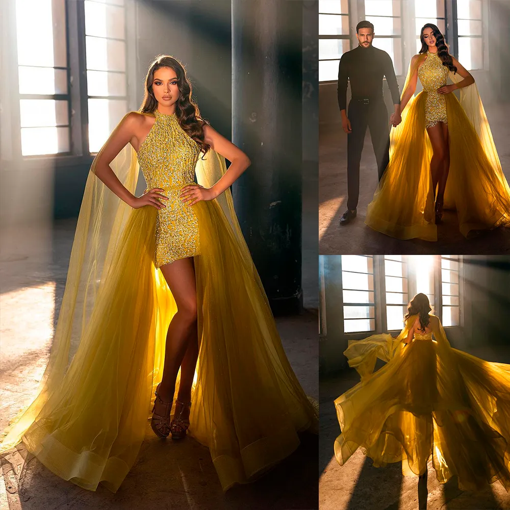 Желтый блестящий блестящий платье выпускного вечера Холтер без рукавов короткие вечерние платья с съемным поездом изготовленные на заказ официальные платья