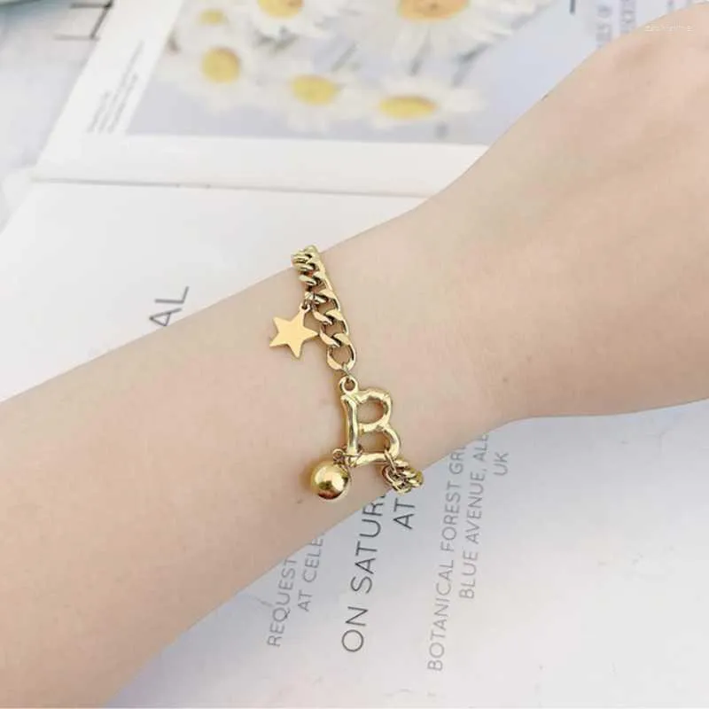 Chaîne de liaison 316l Fashion en acier inoxydable bijoux haut de gamme Hip Hop Gold Couleur Boue B Star Globular Charm Bracelets épais pour les femmes