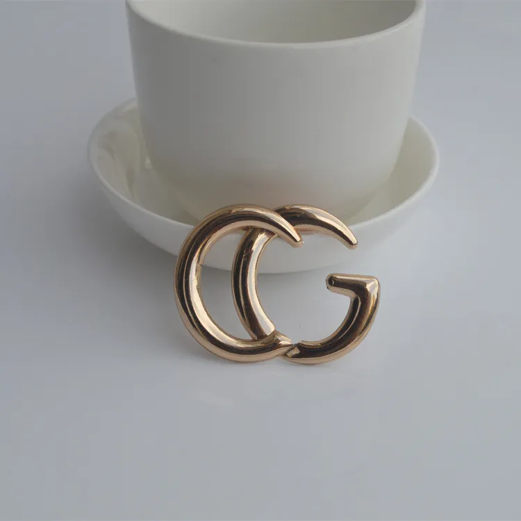 Gold G Letters Designer Pins Броши для женщин мужские сплавы моды Crystal Pearl Brooch Pin