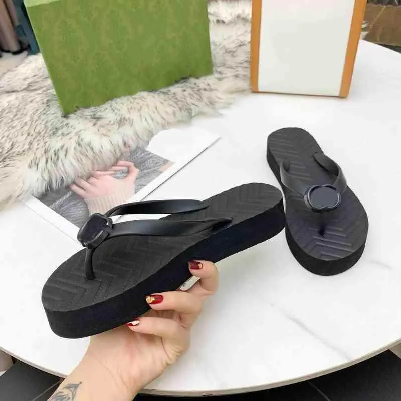 Nya damer strand glider mode v-formade flip flop sandaler storlek 35-42 G689