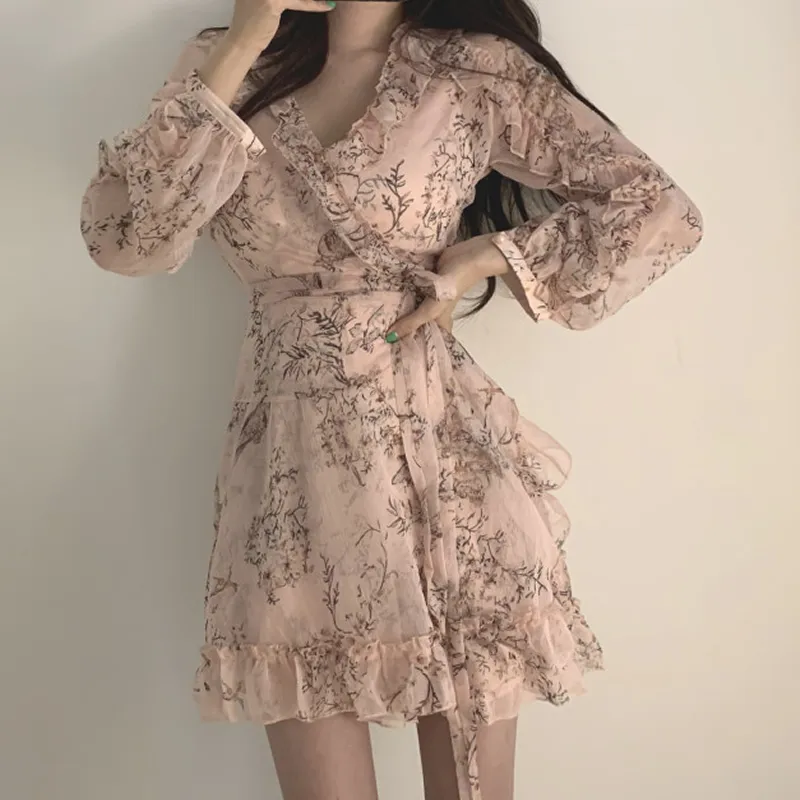 Vintage Ruffles V-Neck Koreaanse jurken voor vrouwen Korea Japanse stijl Bloemgedrukte A-lijn Chiffon Dress Pink Black Summer 220516