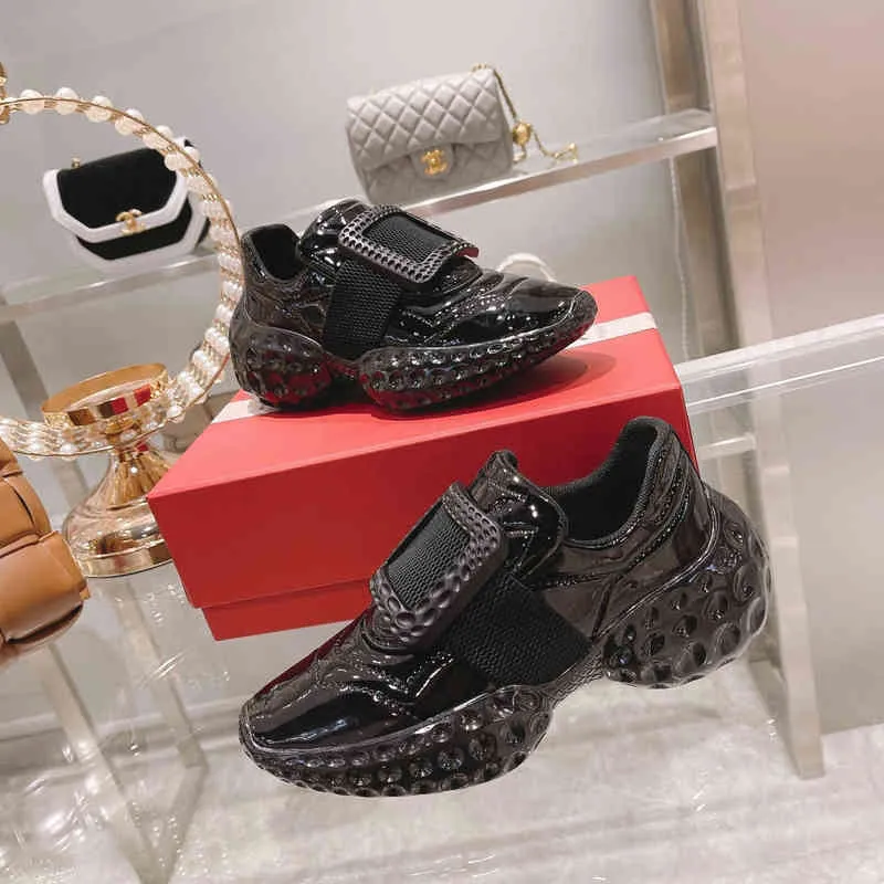 2022 early spring RV classic shoes square buckle Rhinestone daddy shoes women`s thick soles show high temperament leisure fashion single shoes