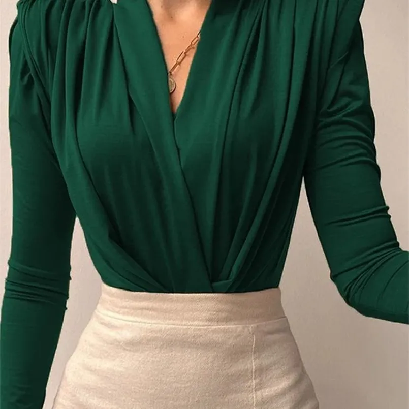 Tawnie Women v Neck Long Sleeve T Shirt مع منصات الكتف الأخضر مثير خريف خريف شتاء Ruched Top Tshirts عرضة بنية 220728