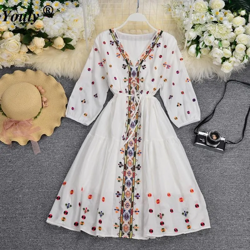 Casual Dresses Vintage Cotton Embroidery Floral Loose Lace Up Boho Beach Mini Dress Women 2022 Summer Sexy Bandage Waistband Party