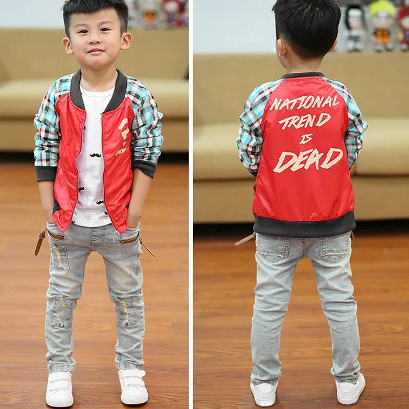 Ragazzi ragazzi jeans magri pantaloni classici pantaloni bambini abbigliamento denim tendenza lunghi pantaloncini bambini casuali 2024 miscele di