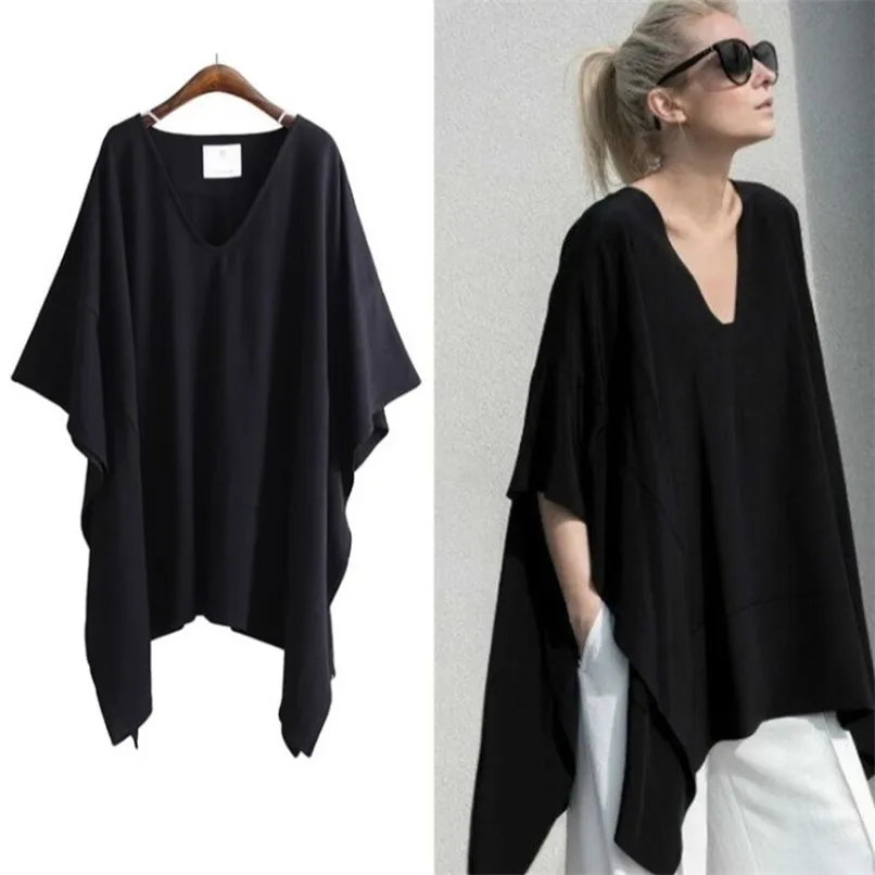 Verão Grande Tamanho Moda Especial V-Pescoço Irregular T-shirt solto e figura Lisonjeira Mulheres Mulheres Batwing Sleeve Top 220422