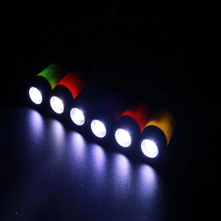 0.5W USB قابلة لإعادة شحن مصباح المصباح المصباح المفتاح الجيب mini-torch في stock263y246s