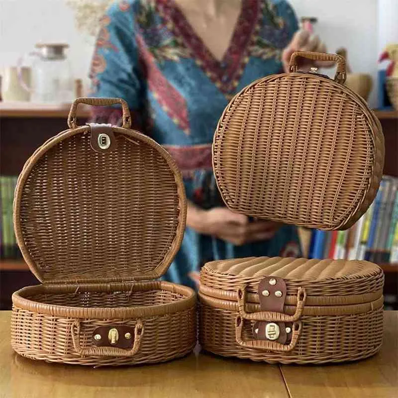 Wicker Storage Box 1PC With Double Handle Food Fruit Carrying Outdoor Picnic Seagrass Baskets Hamper Rattan Suitcase Y220524