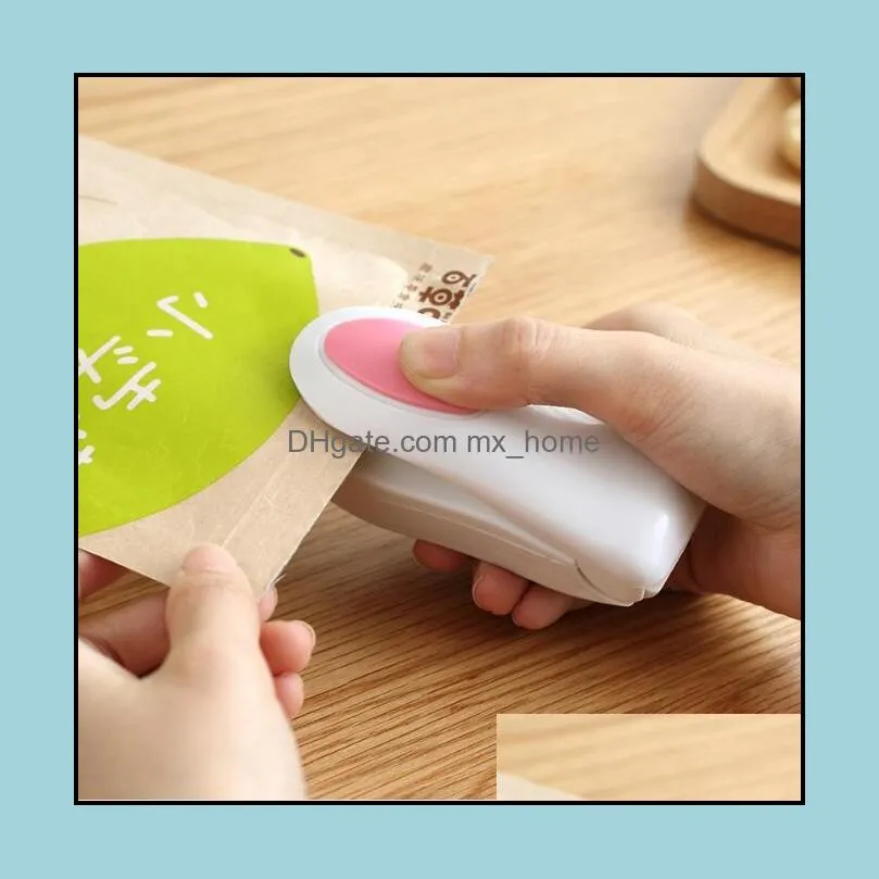 Hand Press Mini Sealing Machine Tools Portable Heat Sealer Outdoor Travel Food Bag Plastic Snack Bags Kitchen HA1486