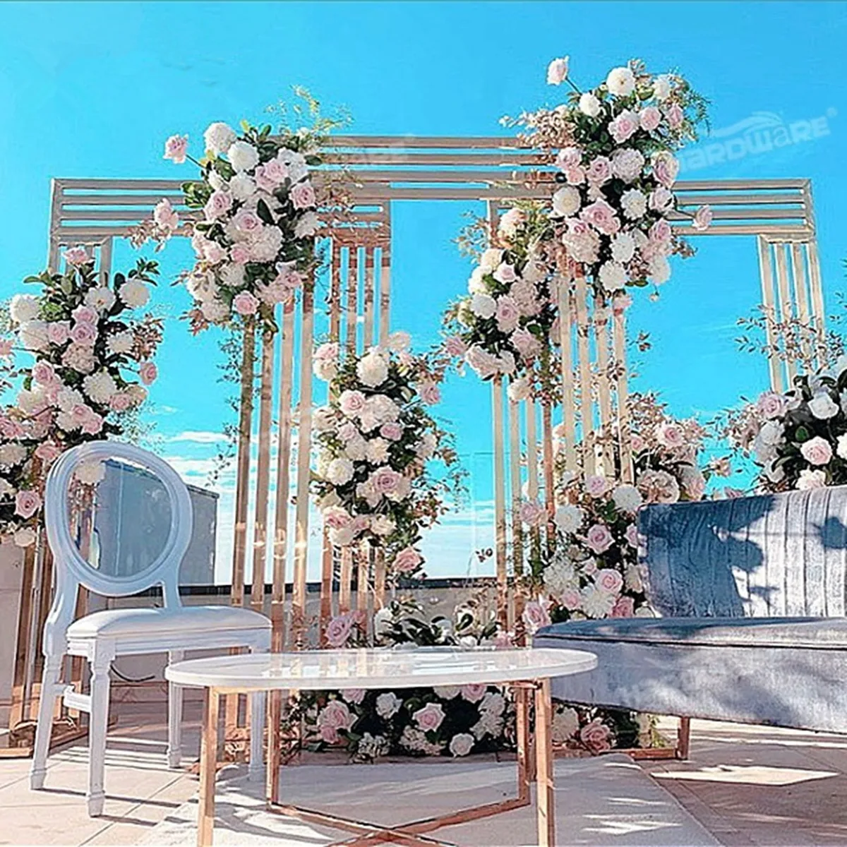 Wedding decorations online and props