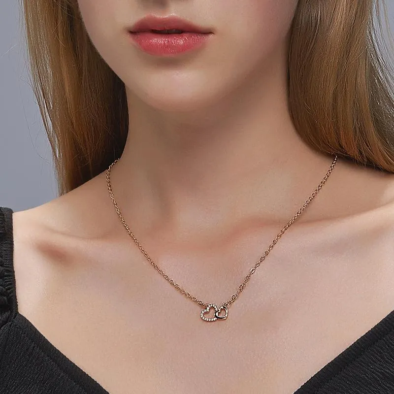 Hänghalsband romantiska strass dubbel hjärta för kvinnor kvinnlig guld silver färgklavikelkedjor älskar halsband juvelrypendant