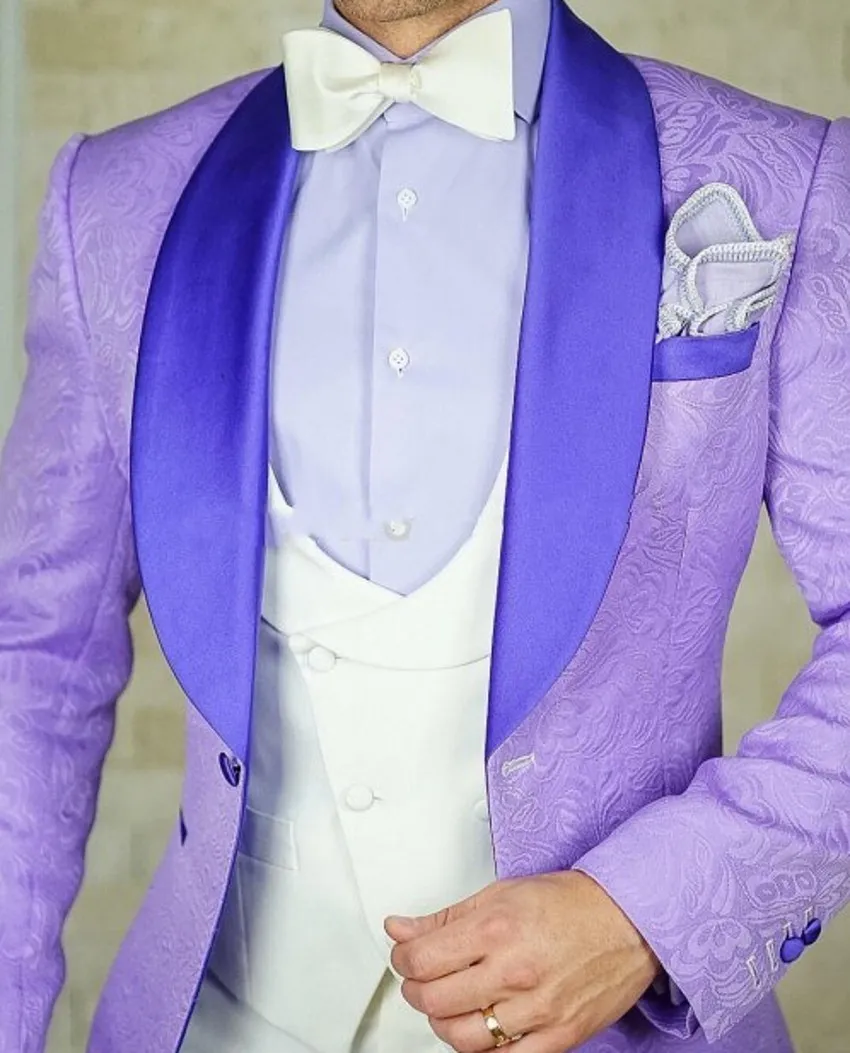 Violet Papillon Jacquard Groom Tuxedos Motif tridimensionnel en relief Blazer pour homme Robe de mariée Vêtements de bal Multicolore en option