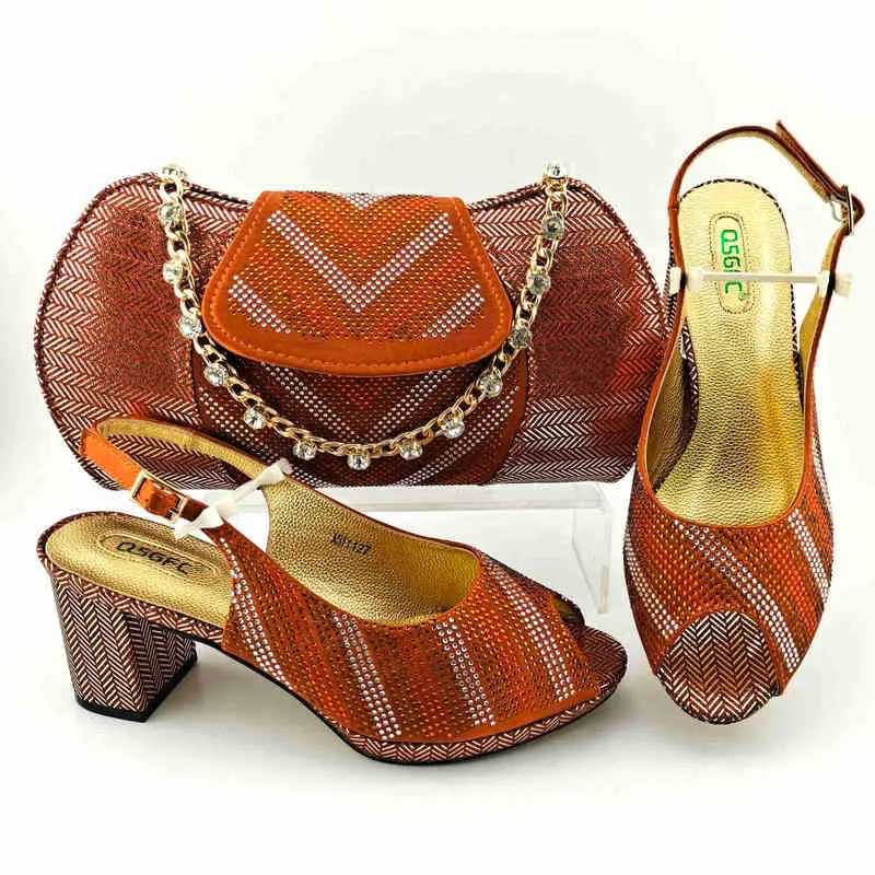 Chaussures habillées Date Orange Couleur Bonne Qualité Brillant Matériel D'impression Dames et Sac Ensemble Style Concis Africain pour la Fête De Mariage 220722