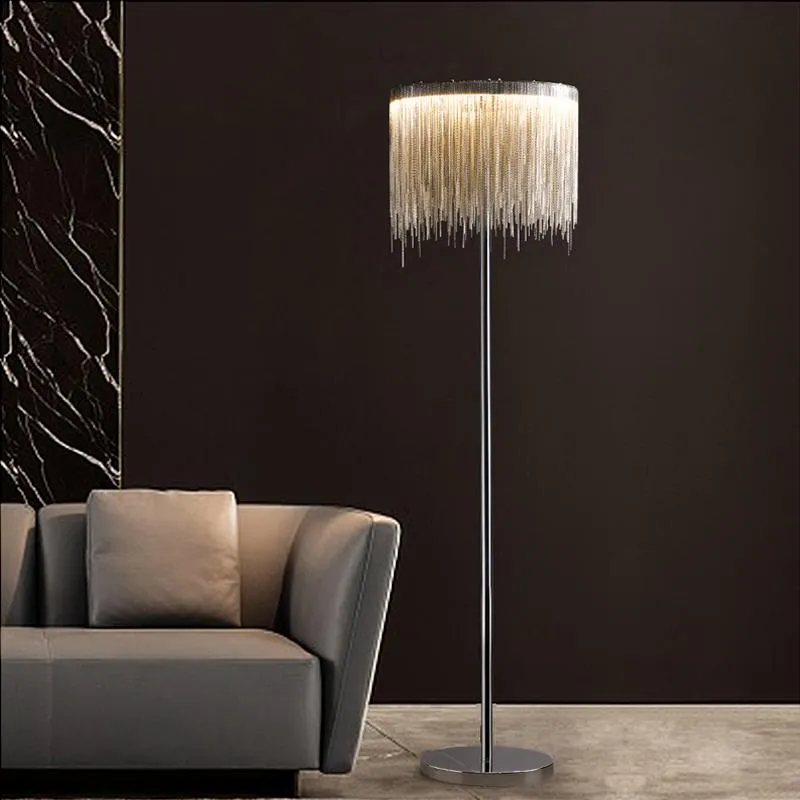 Golvlampor tofsslampa kreativ personlighet sovrum bord postmodern ljus lyx vardagsrum designer lampblommor